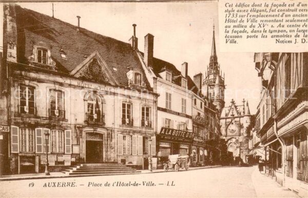 Auxerre Place de l’Hotel de Ville