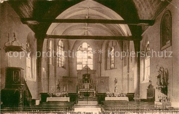 Domats Interieur de l'Eglise