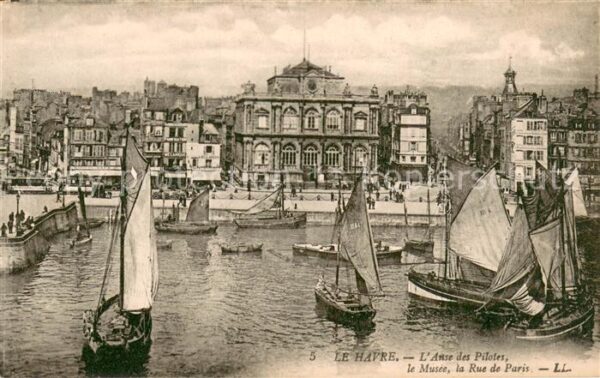 Le Havre Anse des Pilotes le Musee la Rue de Par