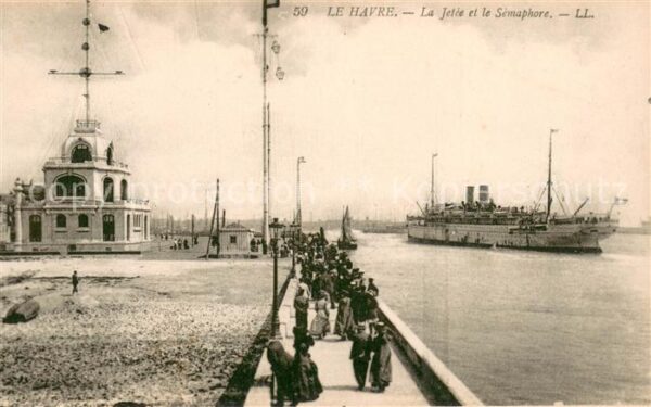 Le Havre La Jetee et le Semaphore