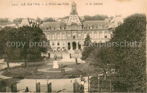 Le Havre Hotel de Ville et le Jardin
