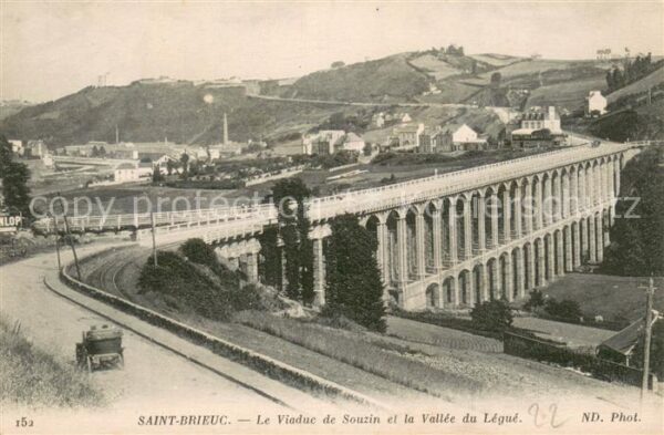 Saint-Brieuc Cotes-d Armor Le Viaduc de Souzin et la Vallee du Leg