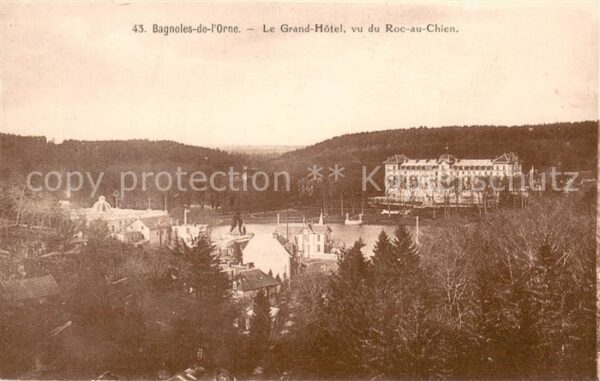 Bagnoles-de-l Orne Le Grand Hotel vu du Roc au Chien
