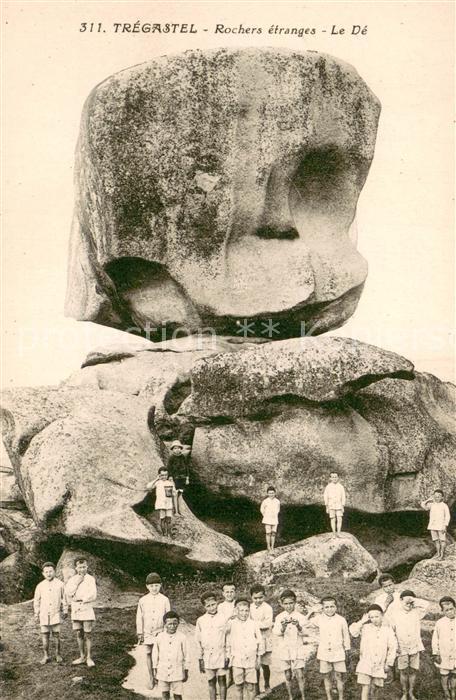 Tregastel Rochers etranges Le De
