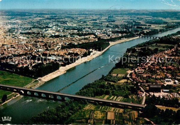 Agen Lot et Garonne Les bords de la Garonne Le pont Canal V