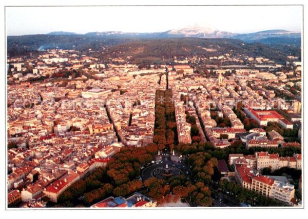 Aix-en-Provence Vue aerienne La Rotonde du Cours Mirabe