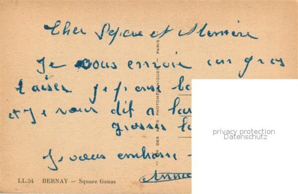 Bernay Square Gouas – Bild 2