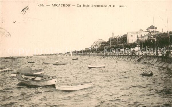 Arcachon 33 La Jetee Promenade et le Bassin