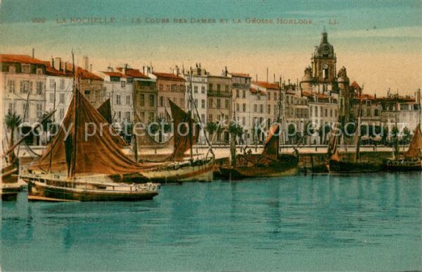 La Rochelle 76 Le Cours des Dames et la Grosse Horloge