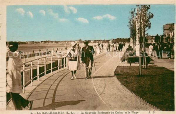 La Baule sur Mer Esplanade du Casino et la Plage
