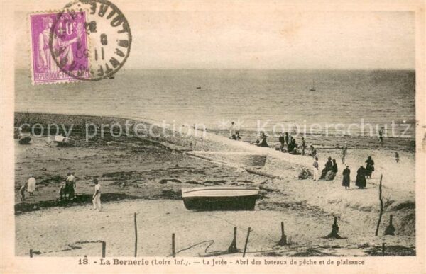 La Bernerie-en-Retz Abri des bateaux de Pèche