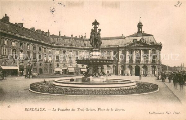 Bordeaux Fontaine des Trois Graces Place de la B