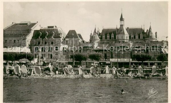 Arcachon 33 La plage devant le casino