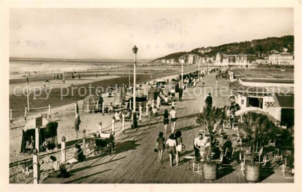 Deauville-sur-Mer Le Bar du Soleil