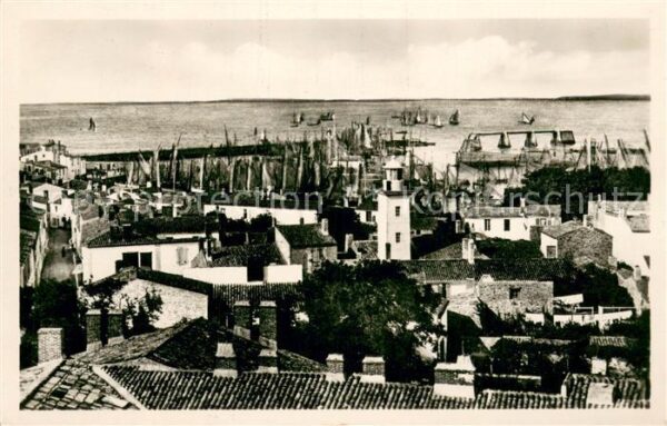 Ile d Yeu Vue generale de Port Joinville
