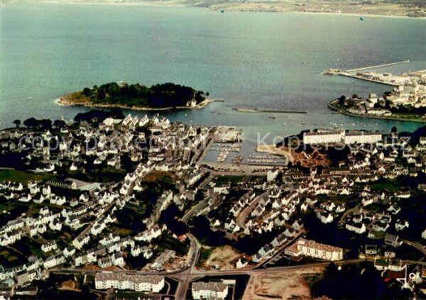 Treboul Douarnenez Vue aérienne sur le port de Tréboul et