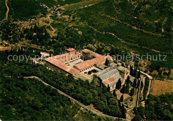 Fontfroide Abbaye Vue aérienne de l'abbaye cistercienne