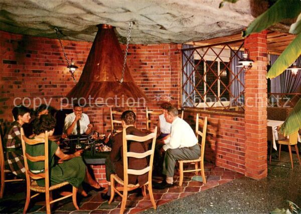 Studen-Biel Cafe Florida Tropfenpflanzen-Café Kamin