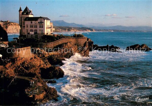 Biarritz Pyrenees Atlantiques Villa Belza Küstenpanorama