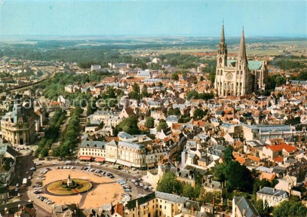 Chartres 28 Place des Epars Cathedrale du XIIe sièc