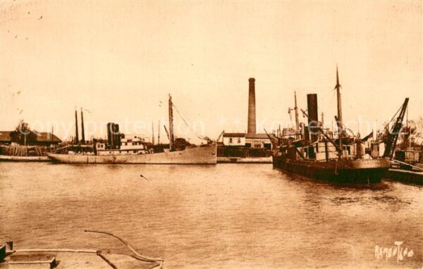 Rochefort 17 Charente-Maritime Port de Commerce
