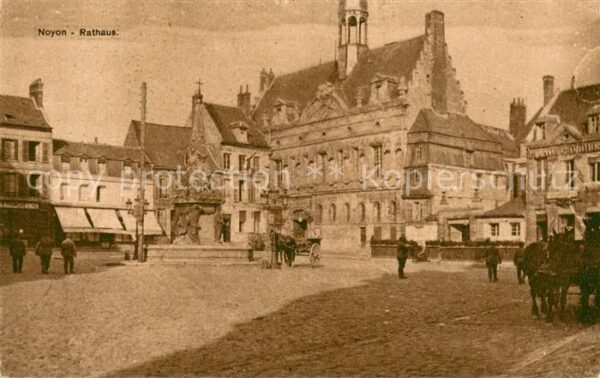 Noyon 60 Hôtel de Ville Rathaus