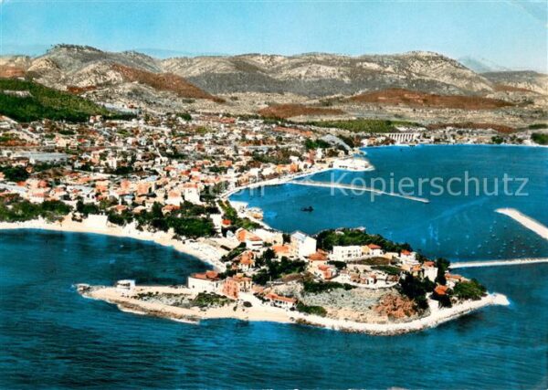 Bandol 83-sur-Mer Côte d_Azur vue aérienne
