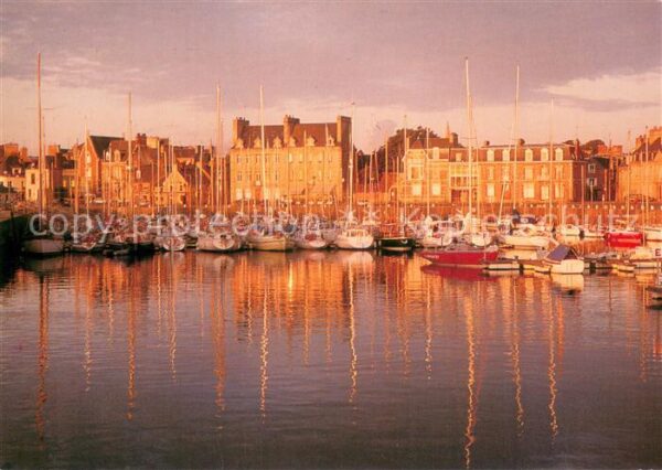 Paimpol Petit matin sur le bassin a flot