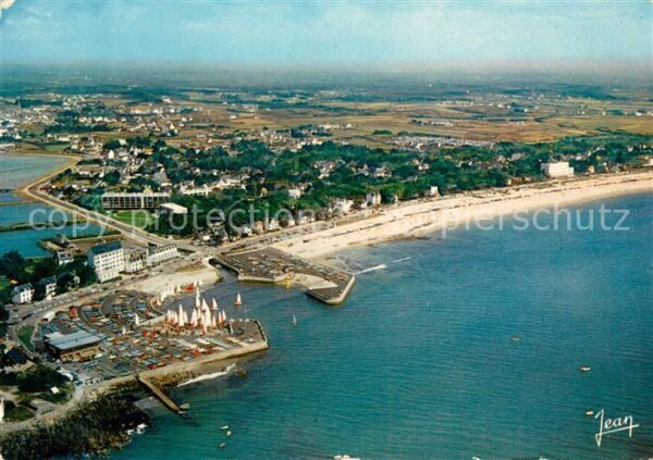 Carnac 56 La grande plage et le club nautique Vue