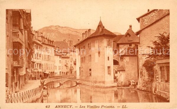 Annecy 74 Haute-Savoie Les vieilles prisons