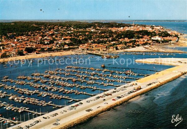 Arcachon 33 Port de Pêche et de Plaisance vue aérie