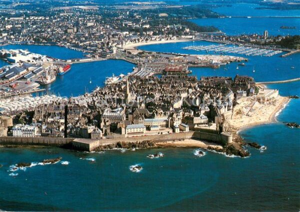 Saint-Malo 35 Vue aérienne de la cité intra-muros
