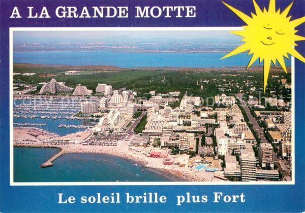 La Grande-Motte Vue aérienne de la plage et du port de