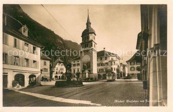 Altdorf UR Dorfplatz mit Tell Denkmal
