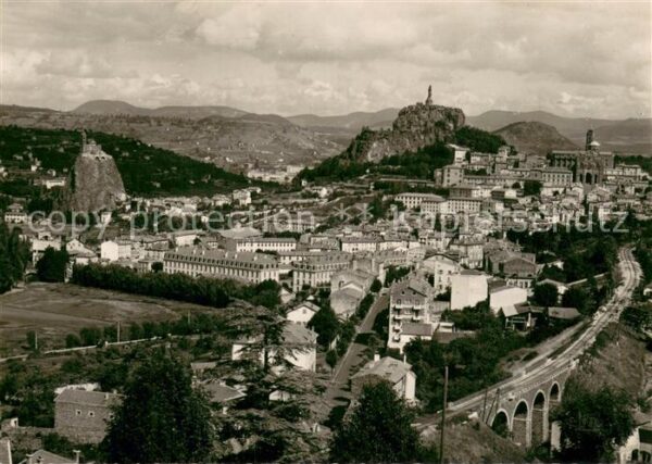 Le Puy-en-Velay Vue generale aerienne la Basilique Notr