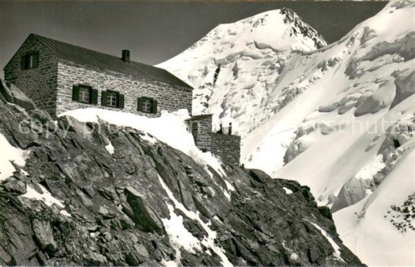 Loetschenhuette Hollandia mit Aletschhorn