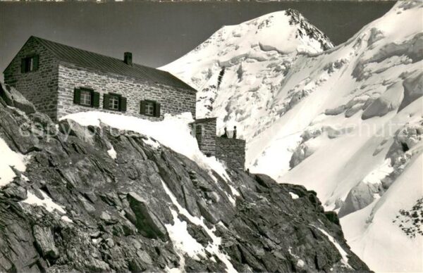 Loetschenhuette Hollandia mit Aletschhorn