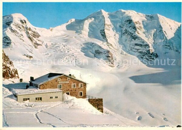 Diavolezzahuette 2973m GR mit Piz Palü Winterpanorama Alpen