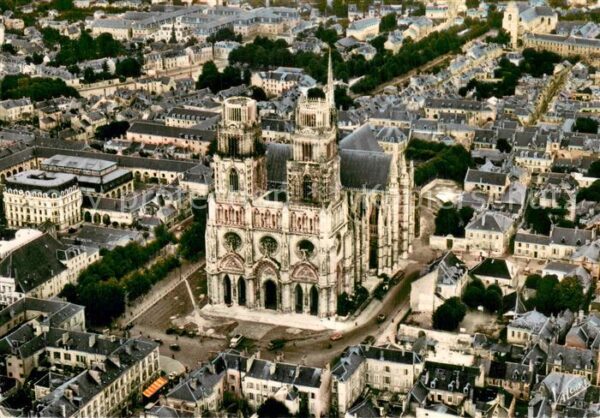 Orleans 45 Loiret Vue aérienne de la Cathedrale Sainte Cr