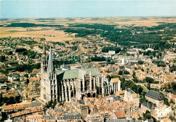 Chartres 28 La cathedrale Le croisillon sud et les