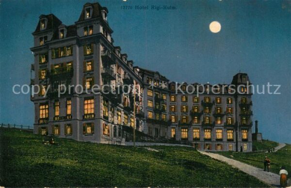 Rigi Kulm Berghotel im Mondschein