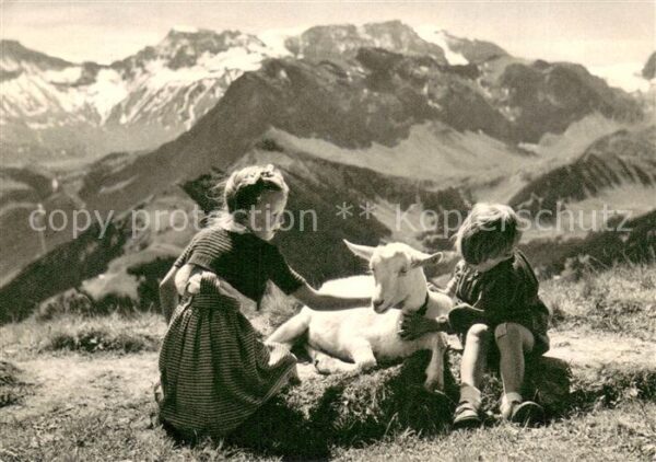 Foto Studer Kinder mit Ziege