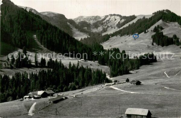 Oberwil Simmental Berggasthaus Rossberg mit Niederhorn