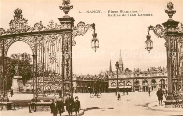 Nancy 54 Place Stanislas Grilles de Jean Lamour