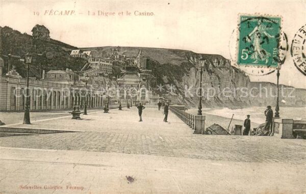 Fecamp 76 La Digue et le Casino