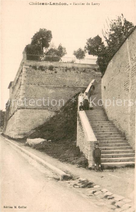 Chateau-Landon Escalier du Larry