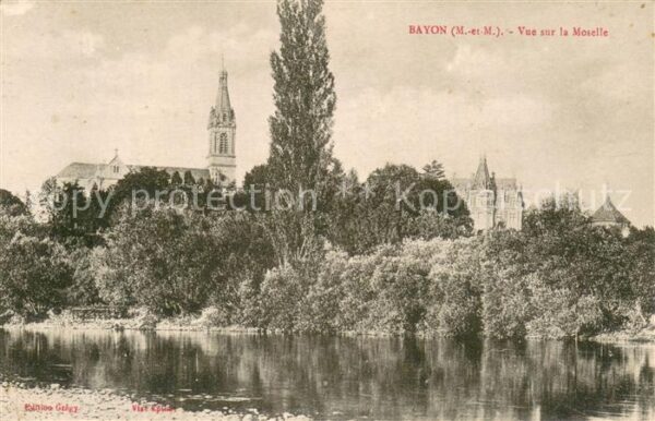 Bayon 54 Vue sur la Moselle
