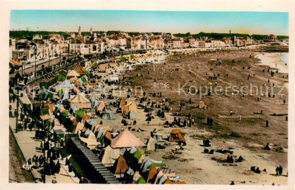 Les Sables-d Olonne 85 Le Remblai et la Plage