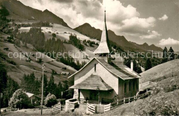 Achseten Kirche mit Niesenkette