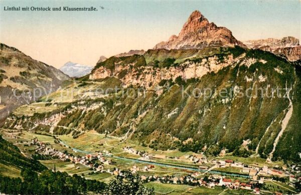 Linthal  GL mit Ortstock und Klausenstrasse
